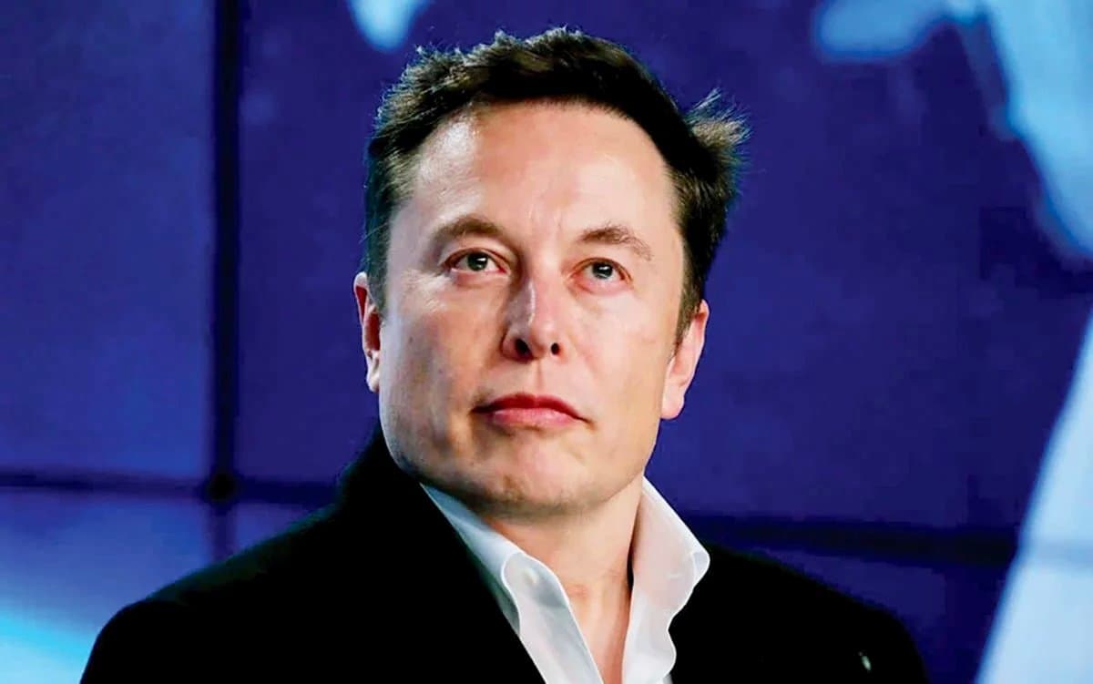 "ماسك" يستخدم مخدراً لتقوية صحته النفسية