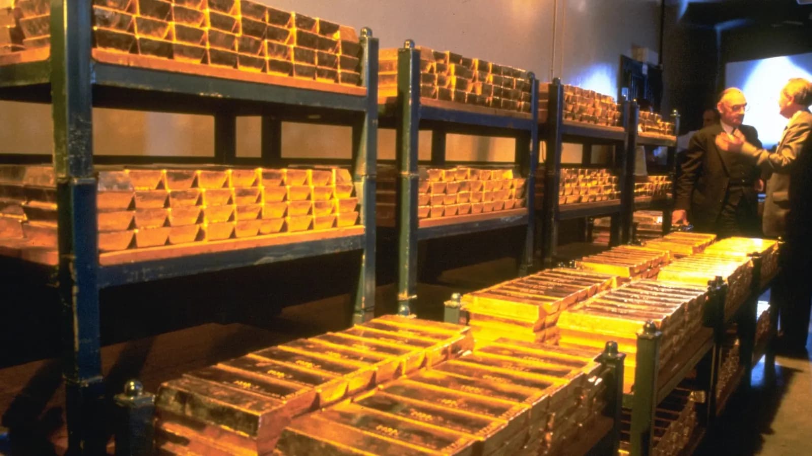 لبنان الأوّل عالميًا في احتياطي الذهب