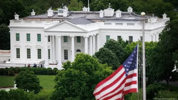 البيت الأبيض يتحدث عن عصر ذهبي للولايات المتحدة