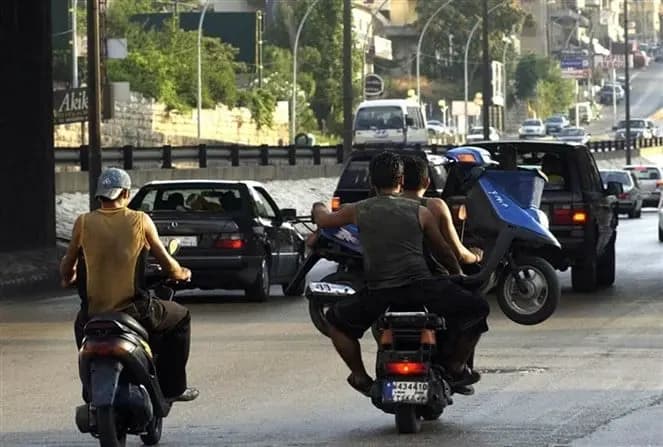 ابتداء من الساعة العاشرة.. منع الدراجات النارية في هذه البلدة