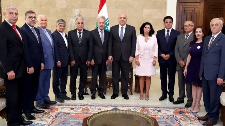 عون يشدد على التشجير ومكافحة التعدي على الطبيعة