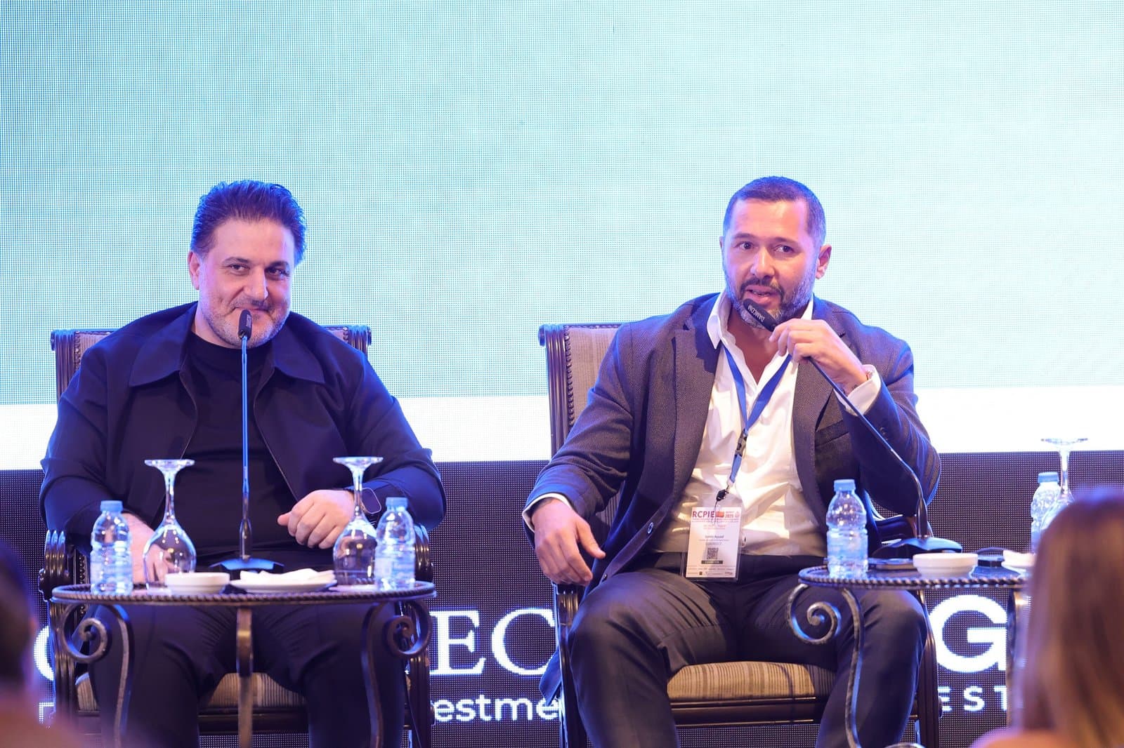 ملحم زين.. من عالم الغناء إلى عالم الاستثمار