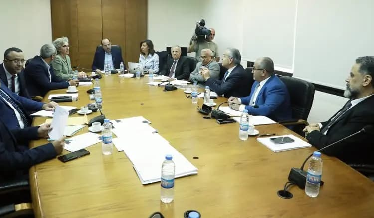 برئاسة مراد.. ورشة تعديل قانون الأقساط تنطلق داخل لجنة التربية