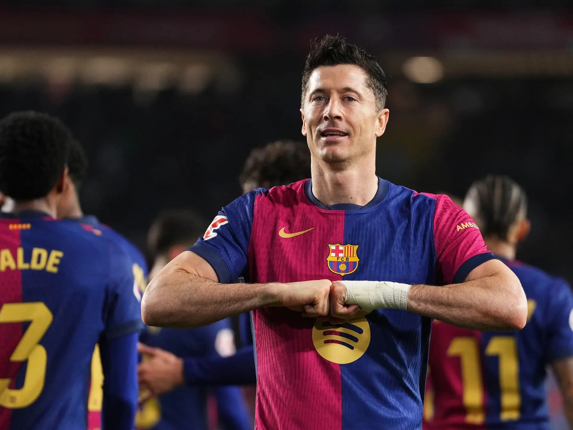 ليفاندوفسكي يعترف: هذا ما طلبه مني برشلونة!