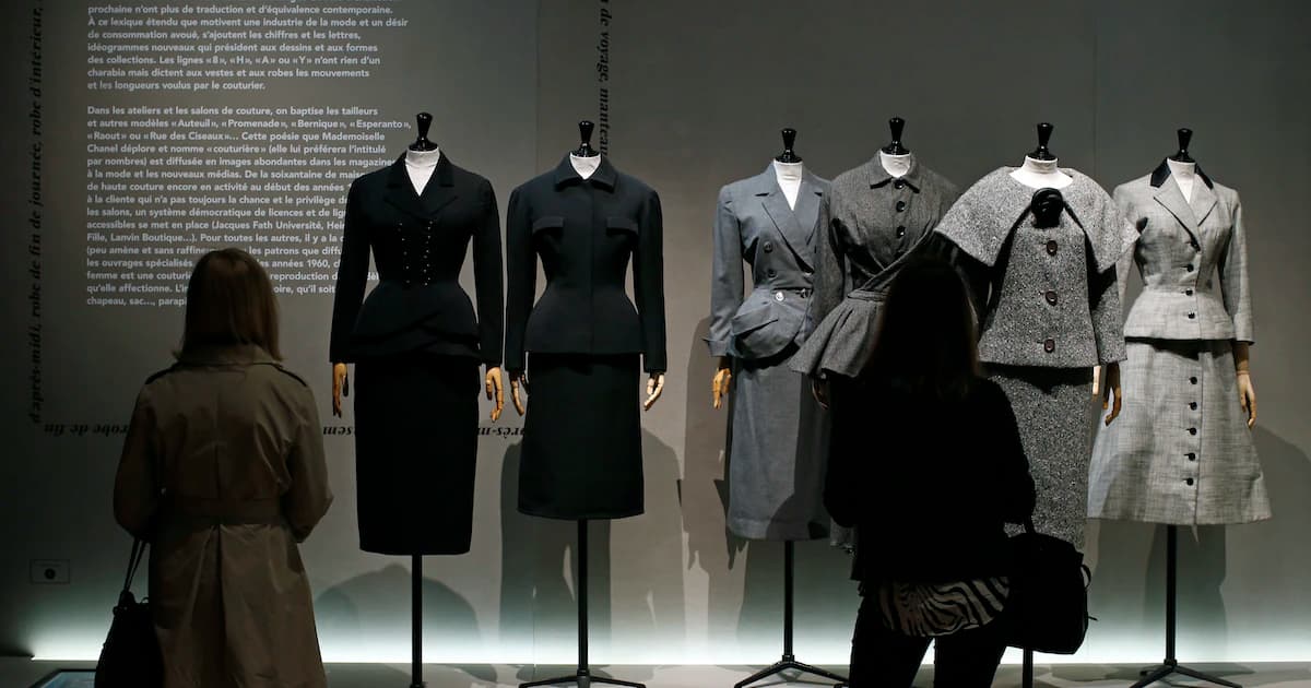 عودة الأزياء القديمة: حوارٌ بين زمنين