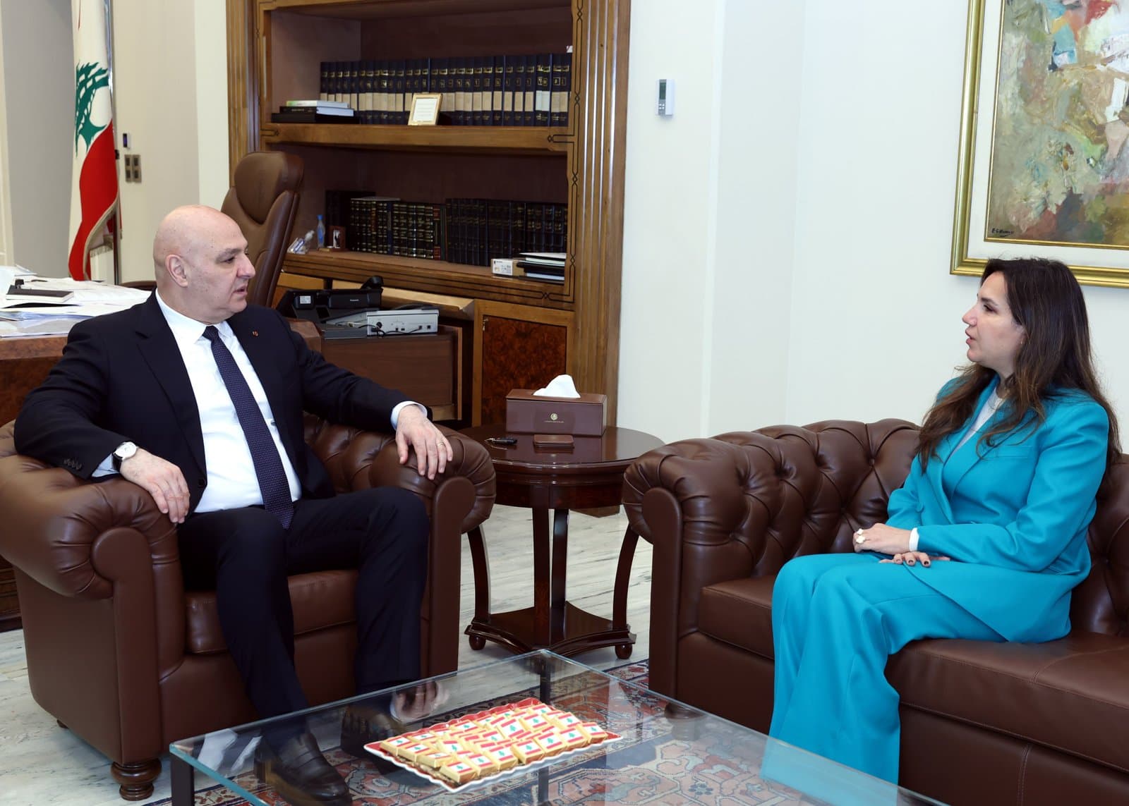 سلسلة لقاءات للرئيس عون