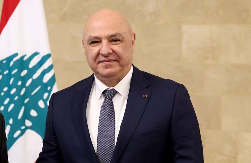 من بعبدا.. عون على خطّ القضاء والصناعة والدبلوماسية