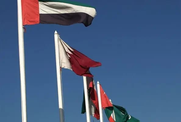 الخليج يدفع ثمن الحرب