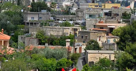 غارة دامية على الدوير.. شهيدان وإصابة خطيرة