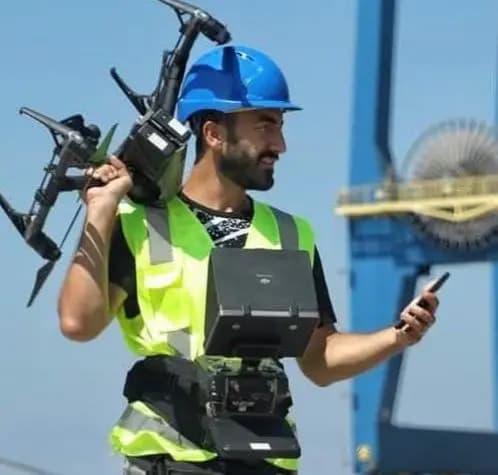 عدسة شهاب تنطفئ..ومعها طفولة ابنته!